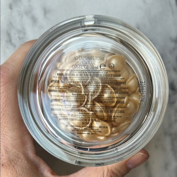 Elizabeth Arden Advanced Ceramide Capsules | 120 Count - Picture 2 of 3